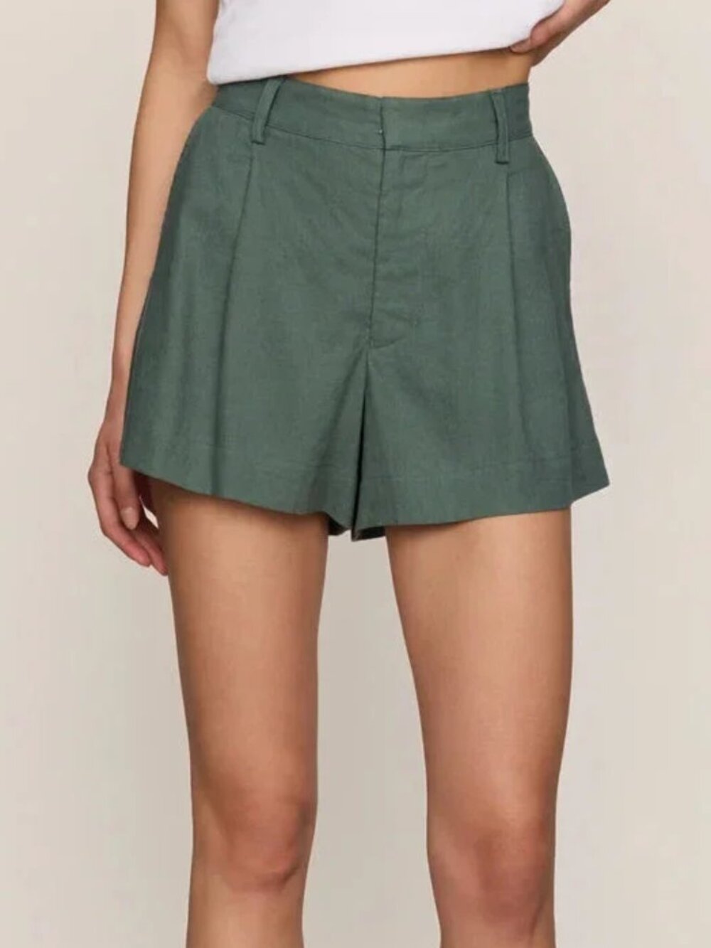 Z Supply Vantage Linen Shorts - Everglade